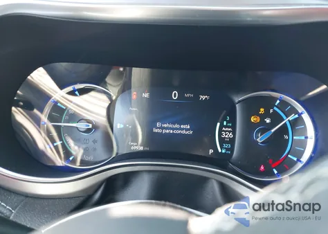 2020 Chrysler Pacifica Hybrid Red S Edition z USA, uszkodzony, nr VIN 2C4RC1N74LR261412